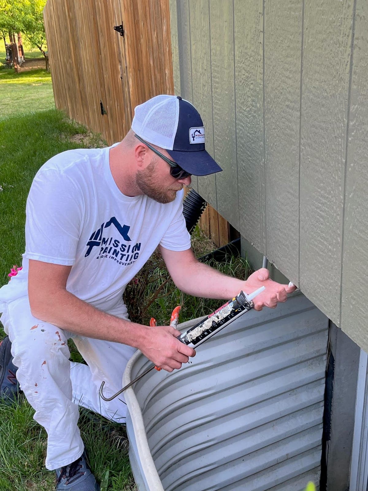 Mission Painting Tips: When do I need to paint my exterior (Part 2): Is caulking that important? Why?