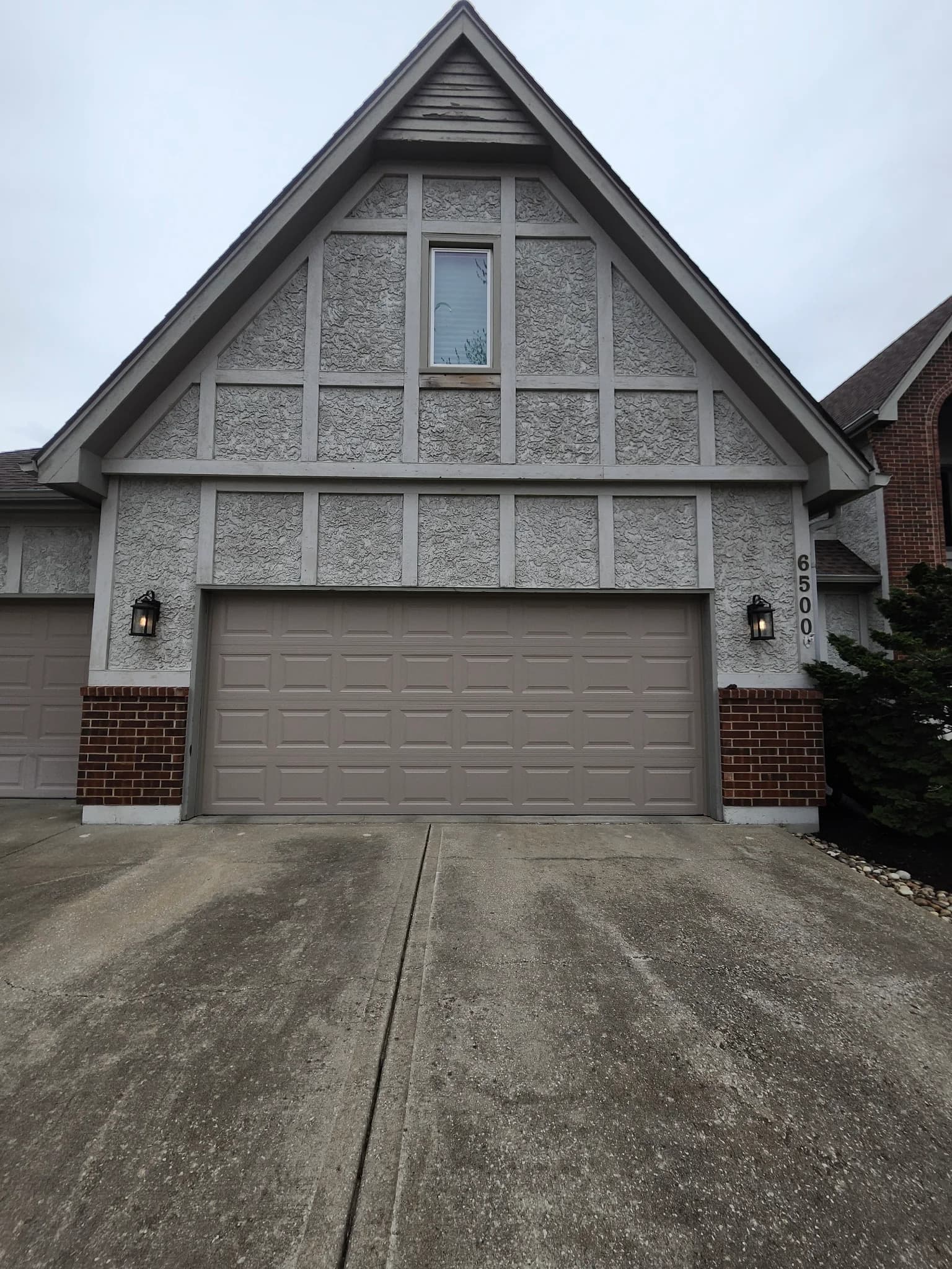 Painting project in Overland Park by Mission Painting β before