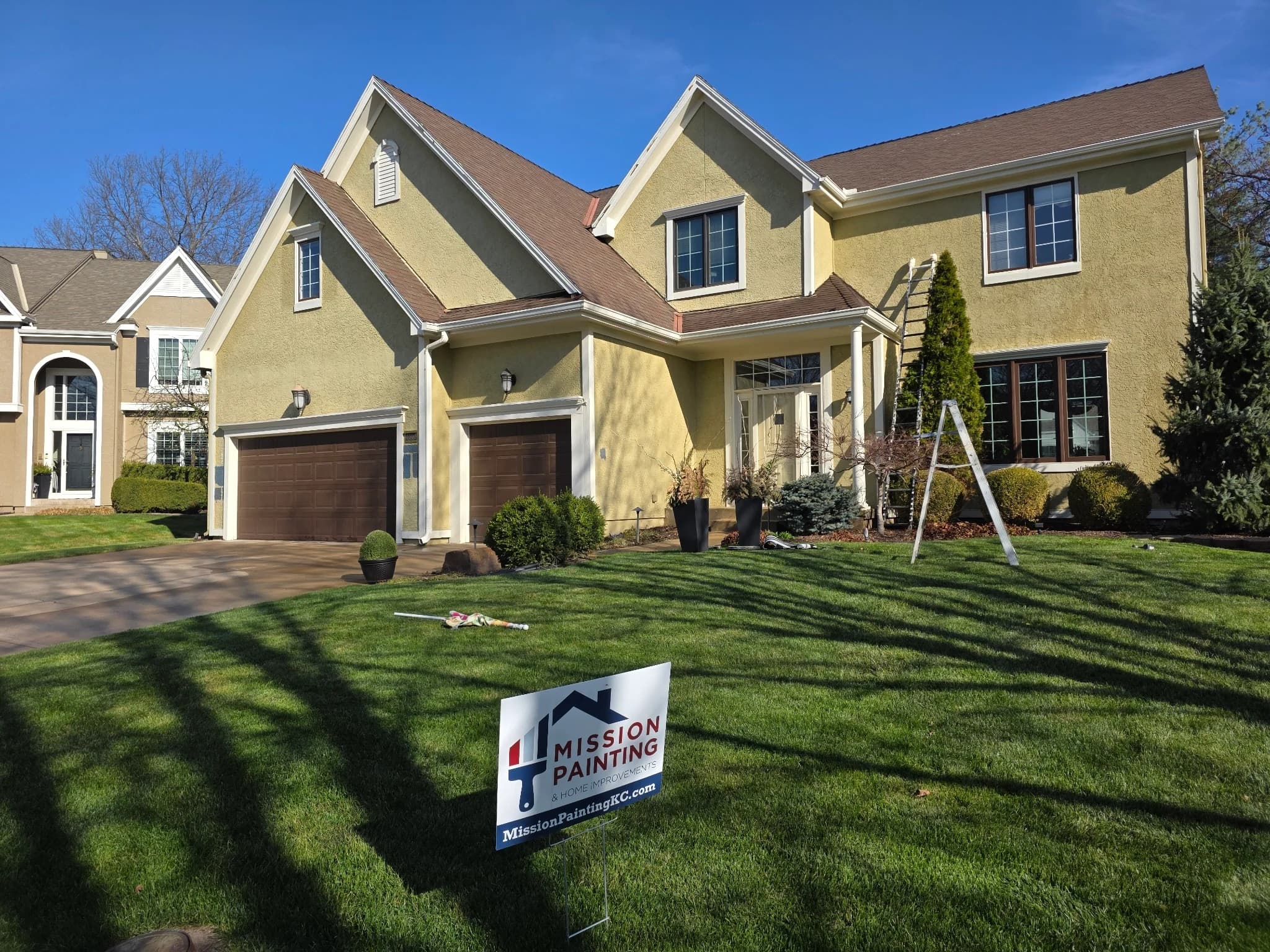 Painting project in Overland Park by Mission Painting β before